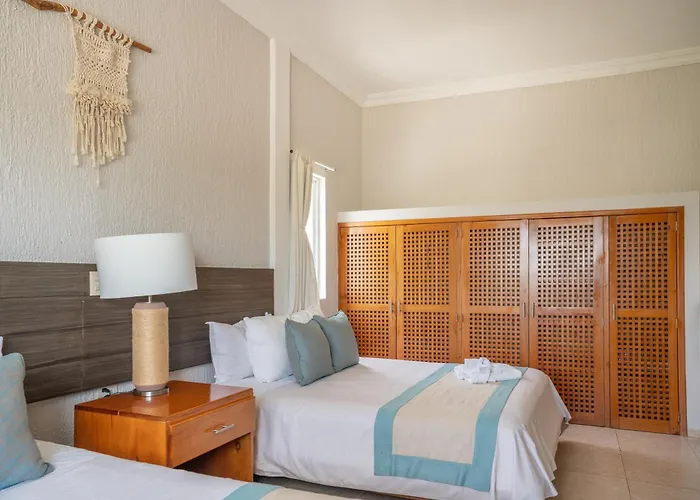 Sol Y Luna Ocean Front With Private Pool