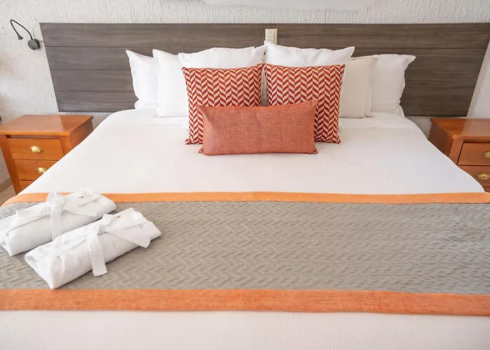Sol Y Luna Ocean Front With Private Pool Pousada *
